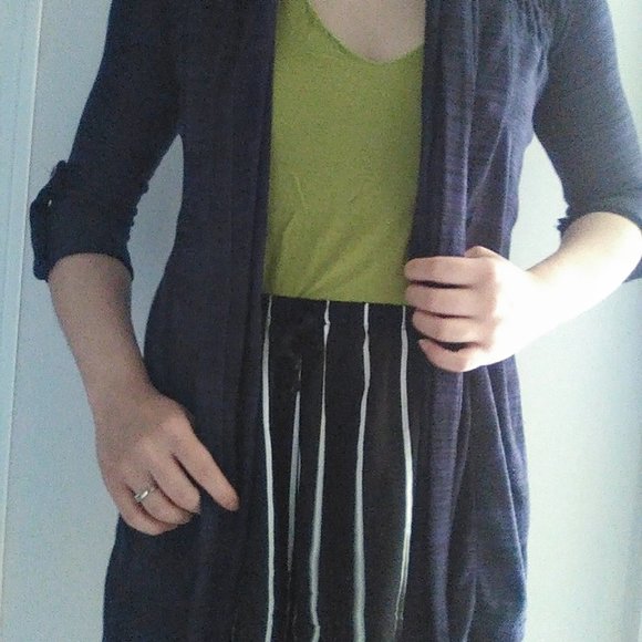 Half Sleeve Waterfall Knit Cardigan - Picture 4 of 7